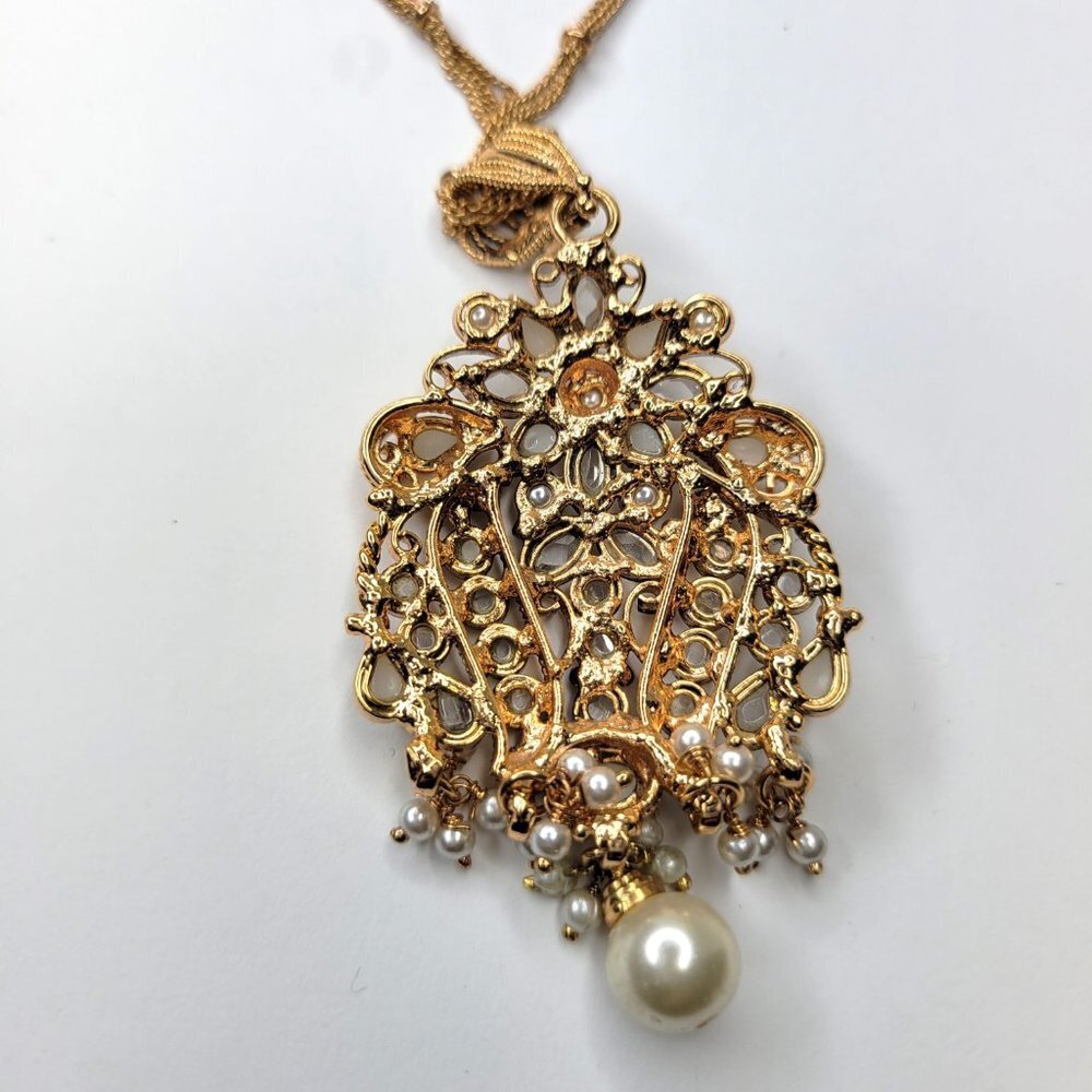Ethnic Antique Gold Tone Pendant - Picture 11 of 14